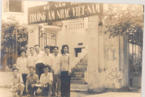 Lớp học nhạc ở Hà Nội xưa