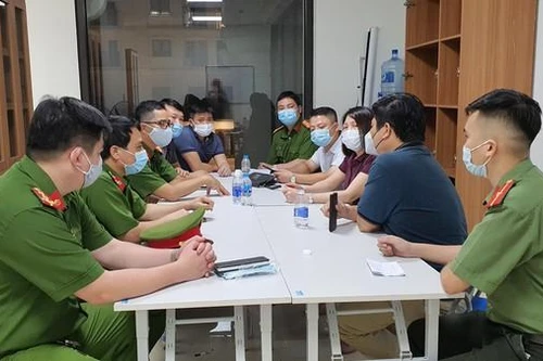 Chặn đứng “mầm họa”, xử lý nghiêm những kẻ “cõng rắn cắn gà nhà”