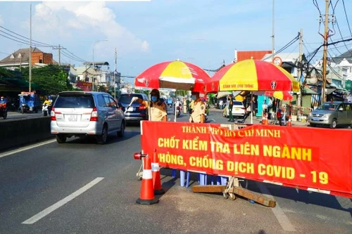 Tuân thủ nghiêm biện pháp chống dịch để ngăn chặn, kiểm soát Covid-19