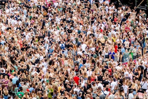 Các quốc gia phải “trả giá đắt” vì dỡ bỏ giãn cách, mở cửa trở lại quá sớm