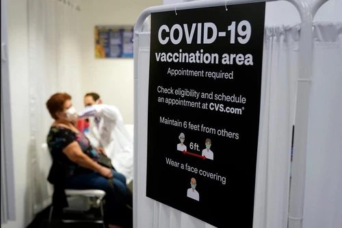 Công thức vaccine Covid-19 và câu chuyện lợi thế của nước giàu, cửa hẹp cho người nghèo 