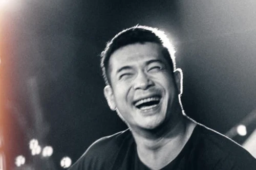 Là nghệ sĩ thì nên lựa chọn nói hoặc không nói gì cả 