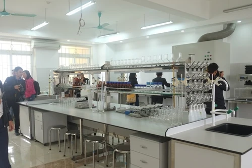 ĐH Kinh doanh và Công nghệ: Lằng nhằng tuyển sinh ngành Y dược