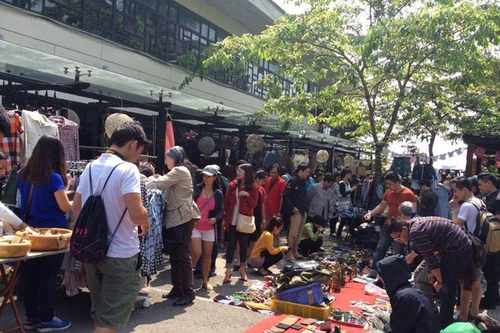 Chợ phiên "độc và lạ"