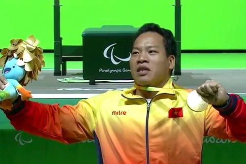 Lê Văn Công đoạt HCV Paralympic lịch sử cho Việt Nam