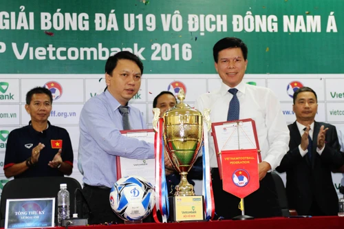 Vietcombank gắn tên với giải vô địch U19 Đông Nam Á năm 2016