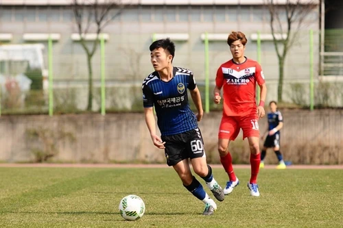 Xuân Trường lại đá chính và kiến tạo ở Incheon United