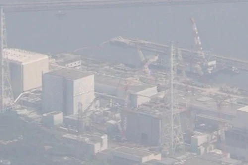 Công nhân Fukushima nhiễm xạ quá mức an toàn
