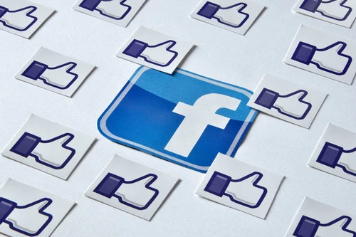 Nốt “like” trên Facebook tiết lộ nhiều chuyện hay ho