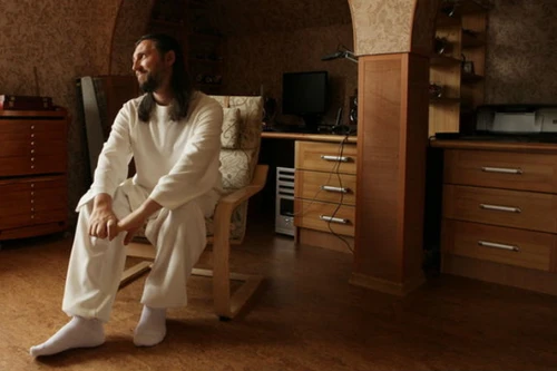 Thảm kịch của những người tự nhận mình là Chúa cứu thế