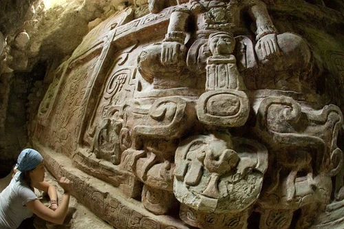 Phát hiện tuyệt tác khổng lồ của đế chế Maya
