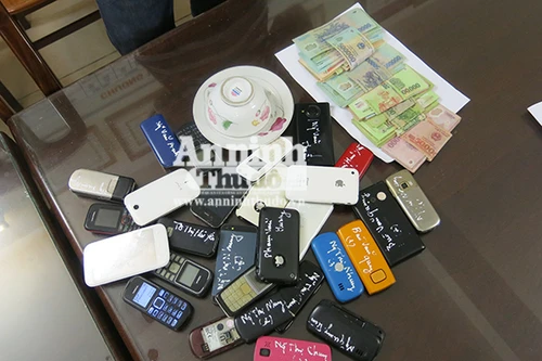 Bảo vệ tổ chức đánh bạc ngay tại nhà hàng