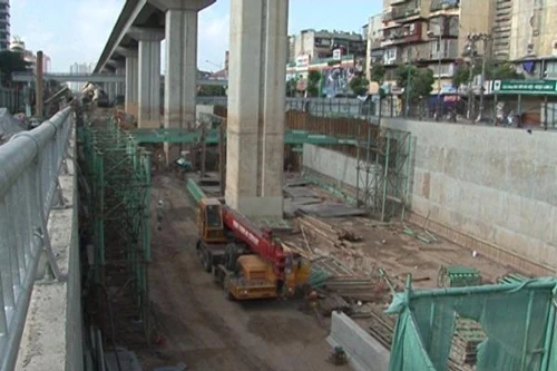 Kiến nghị kéo dài thời gian hoàn thành hầm chui nút giao thông Thanh Xuân