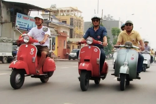 Nơi gặp gỡ những người say Vespa cổ