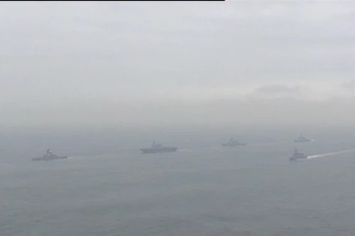 Nhật Bản phô diễn sức mạnh quân sự trên biển