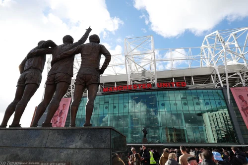 Chủ sở hữu mới toan tính phá bỏ lịch sử MU