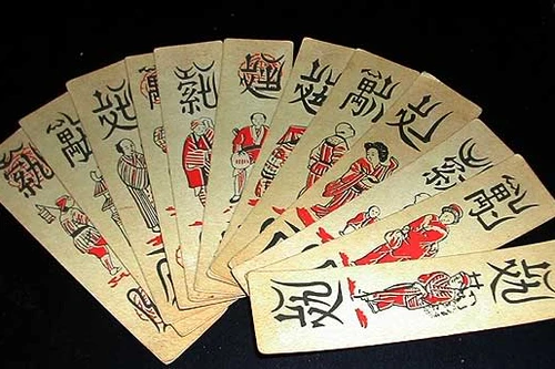 8 bị cáo sát phạt "tổ tôm" lĩnh án