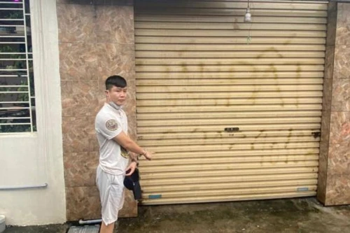 Bắt khẩn cấp gã trai thuê nhà sản xuất ma túy từ A đến Z