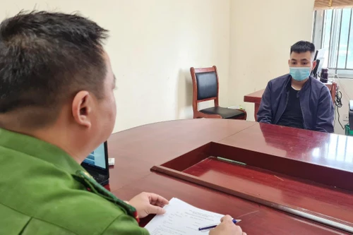 10X cướp tài sản, trốn truy nã bị bắt khi về nhà điều trị Covid-19