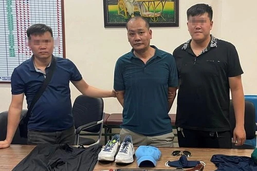 Thưởng nóng lực lượng công an bắt tên cướp ngân hàng ở Hải Phòng sau 4 giờ gây án