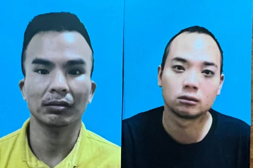 Đập kính xe ô tô để ép mang vào bãi gửi