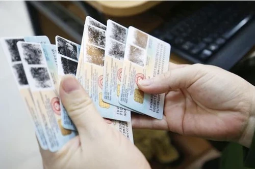 Không được quyền giữ Căn cước công dân trong giao dịch dân sự