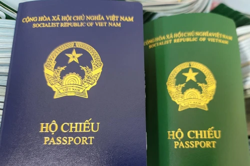 Cận cảnh hộ chiếu mẫu mới chính thức được cấp từ 1-7