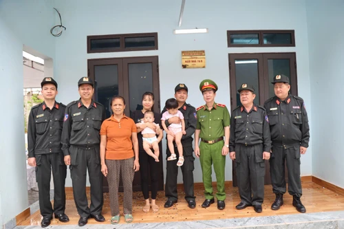 Ấm áp căn nhà nghĩa tình đồng đội