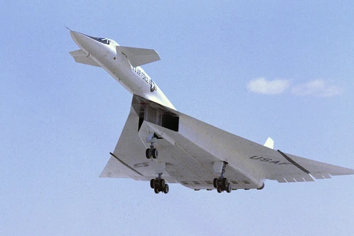 XB-70 Valkyrie - Giấc mơ oanh tạc cơ siêu thanh Mach 3 dang dở của Mỹ