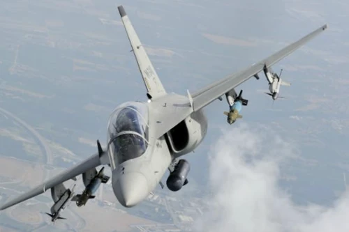 Tiêm kích tấn công M-346FA của Nigeria bay thử lần đầu tại Italy