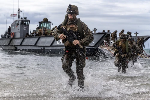 2.500 lính thủy quân lục chiến Mỹ tiến về Trung Đông - bước đi cho kịch bản phản ứng nhanh