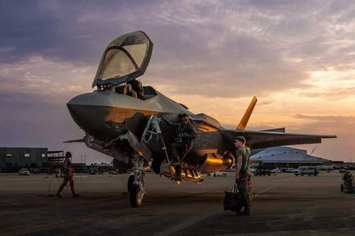 Bộ trưởng Hà Lan: Tiêm kích F-35 có thể bị bẻ khóa như iPhone