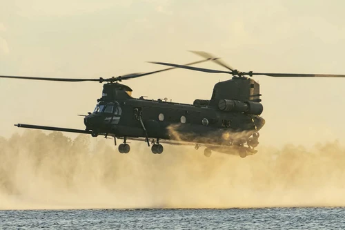 Mỹ tăng ngân sách cho phi đội trực thăng đặc nhiệm MH-47G Block II đến năm 2030