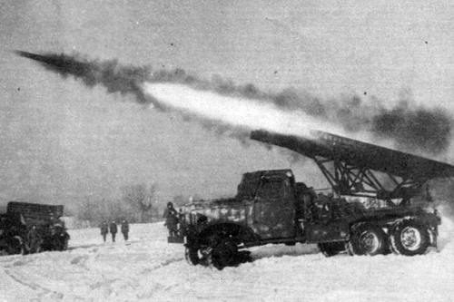 BM-13 Katyusha, vũ khí gieo sấm sét của Liên Xô trong Thế chiến thứ II