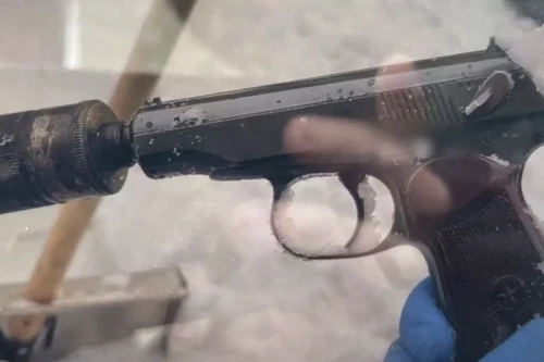 Mẫu súng ngắn nổi tiếng Liên Xô được độ chế suýt đoạt mạng tướng tình báo Nga