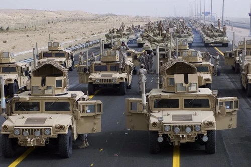 Humvee, ‘taxi chiến trường’ bền bỉ của Mỹ