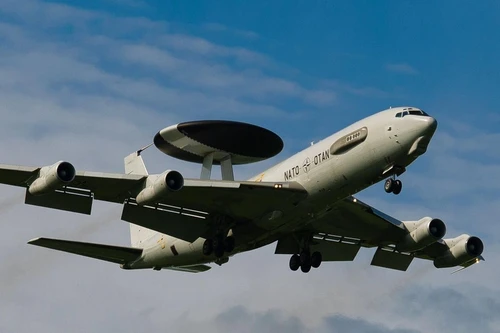 Mỹ điều động 25% lực lượng máy bay cảnh báo sớm 'mắt thần' E-3G tới Trung Đông