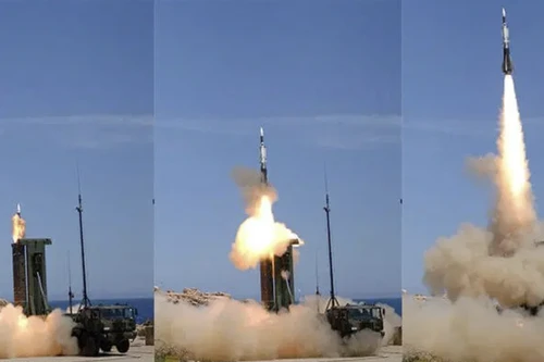 Đến tháng 12/2025, nhiều đợt thử nghiệm kỹ thuật liên tiếp được tiến hành tại Italy và Pháp, trước khi bài bắn thử mới nhất khẳng định hệ thống đạt những tiêu chuẩn chủ chốt để tiến gần hơn tới giai đoạn trang bị thực tế.