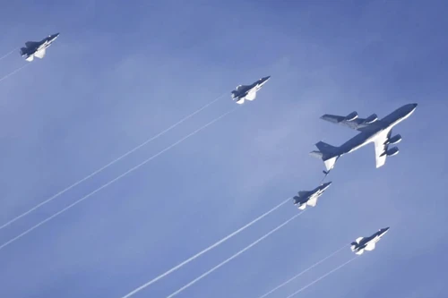 Hàng loạt tiêm kích F-35 và F-15 Mỹ tiếp tục đổ tới tới Trung Đông giữa cao điểm Chiến dịch Epic Fury
