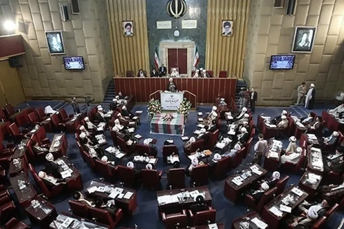 Iran đã chọn được tân Lãnh tụ Tối cao kế nhiệm ông Ali Khamenei nhưng vẫn giữ bí mật danh tính