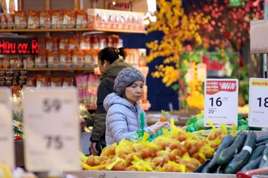 Hàng Tết có tăng giá?