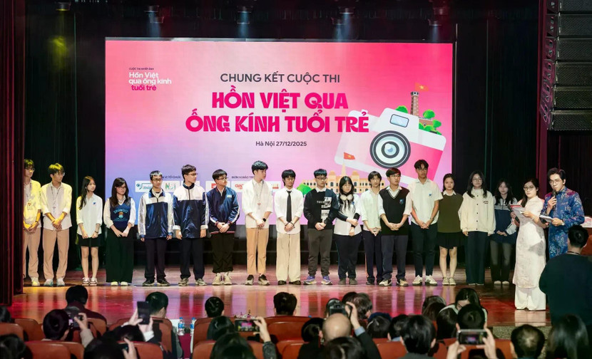 Học sinh đam mê nhiếp ảnh với cuộc thi “Hồn Việt qua ống kính tuổi trẻ 2025” ảnh 1