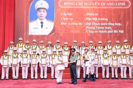 Chân dung người cán bộ tham mưu tận tụy vì bình yên Thủ đô