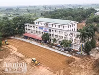 [ẢNH] Cận cảnh khu bệnh viện đang được cải tạo thành nơi điều trị bệnh nhân Covid -19 ở Hà Nội