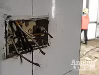 [ẢNH] Cận cảnh khu bệnh viện đang được cải tạo thành nơi điều trị bệnh nhân Covid -19 ở Hà Nội