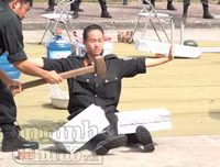 Nữ cảnh sát đặc nhiệm với khí công thâm hậu, võ thuật điêu luyện