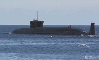 [ẢNH] Tàu ngầm Nga bất ngờ áp sát bờ biển Israel