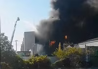 Nổ lớn tại nhà máy hoá chất Nhật Bản