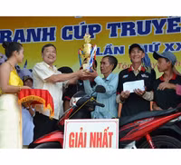 Tưng bừng Lễ hội đua bò Bảy Núi cùng Number 1 Cola