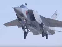 [ẢNH] Tên lửa siêu thanh Kh-47M2 Kinzhal dễ dàng bị bắn hạ từ ngoài 70 km?